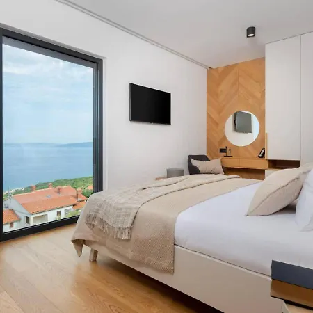 House Almost On Seafront, With Large Garden And Swimming Pool In Porto-vecchio Апартаменты *